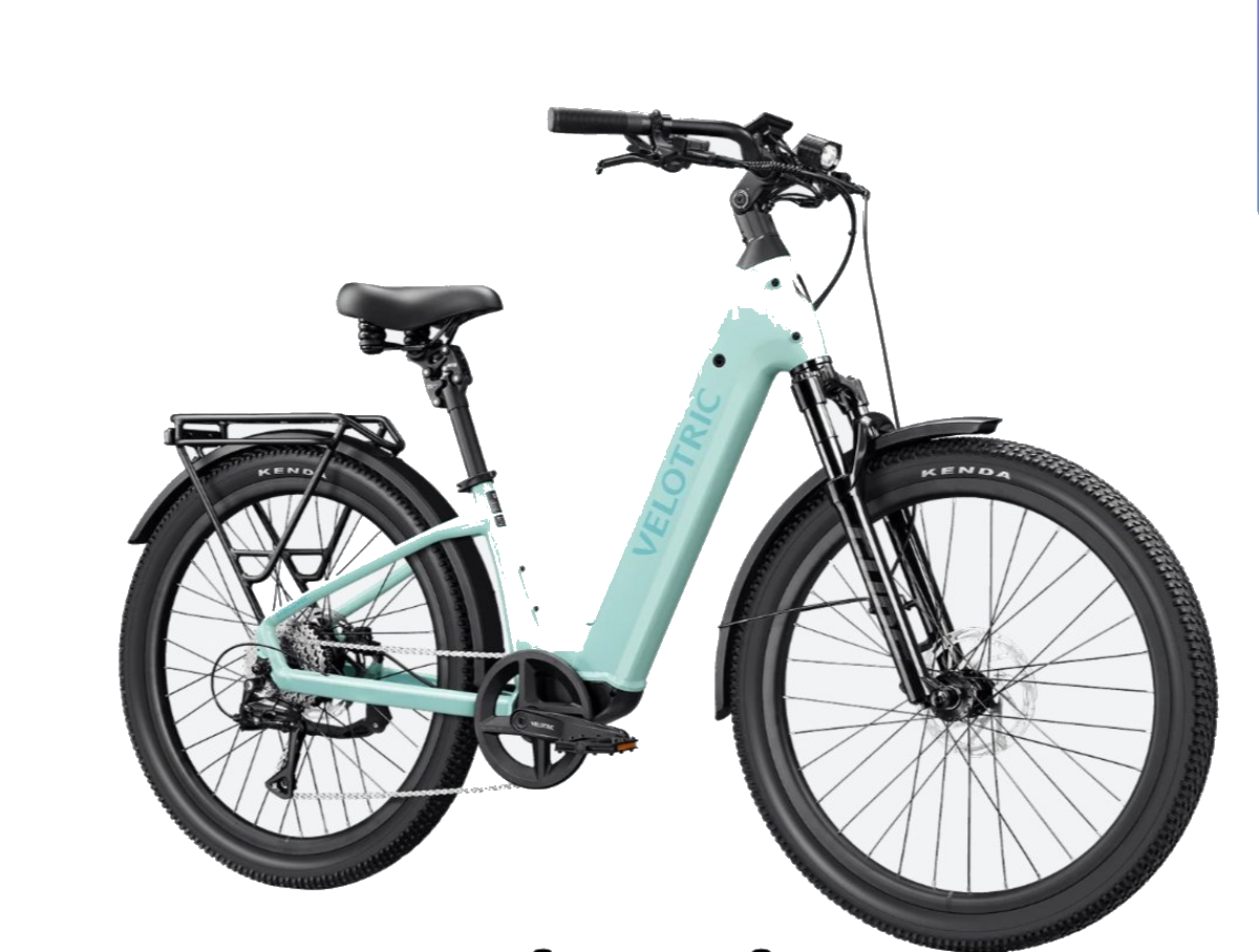 Velotric Discover e-bike rental in Mint — step-thru frame, fat Kenda tires, integrated battery. The e-bike on top at Astra Bike Rentals NYC.